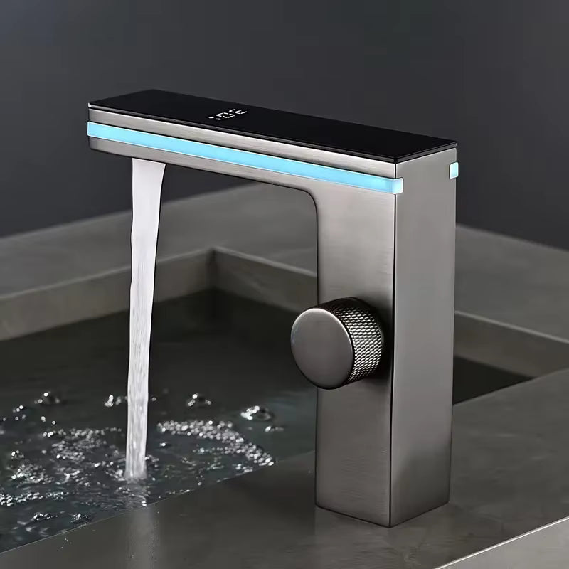 Smart LED Faucet Pro – خلاط حوض حمام ديجيتال LED مستــورد – Upgrade كامل لحمامك